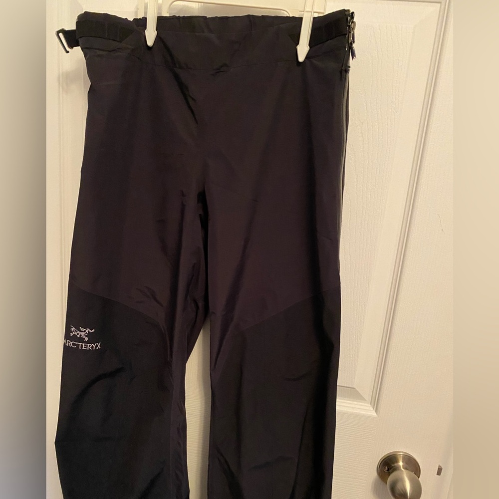 Arc'teryx Women's Alpha Dark Gray Outdoor Pants